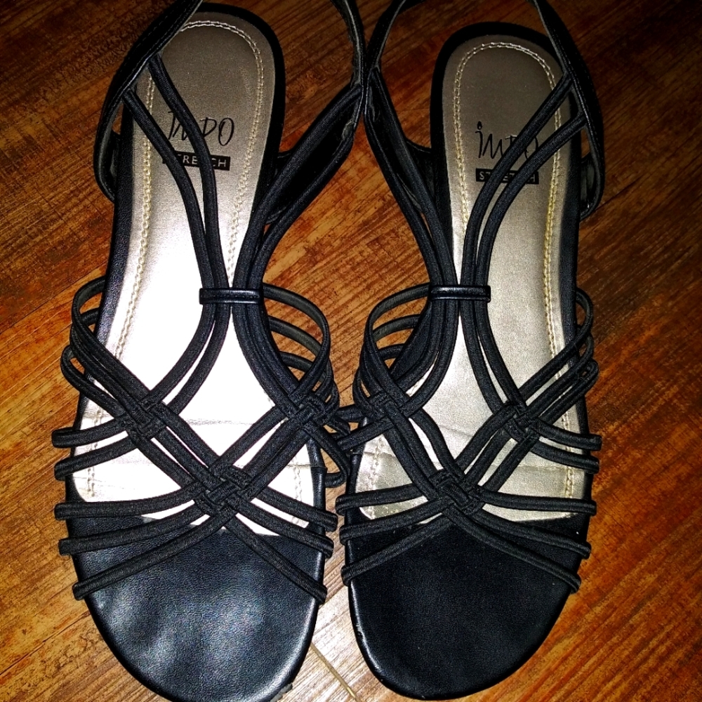 Impo stretch dress shoes